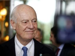 De Mistura dice que al menos se necesitan 10 días para hacer los preparativos y enviar las invitaciones. EFE / Y. Badawi