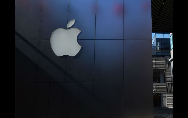 La objeción por escrito de Apple, señalada por Cook en un mensaje a los clientes, será publicada el próximo viernes. AFP / ARCHIVO