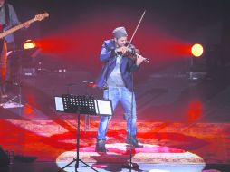 David Garrett se presentará este 5 de marzo para deleitar a los melómanos con sus poderosas ejecuciones de violín. NTX / P. Sánchez