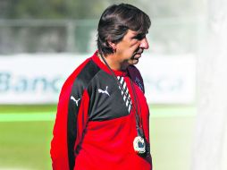 Los Rojinegros de Gustavo Costas necesitan los tres puntos para ubicarse en posición de pelear por un sitio en la Liguilla. ESPECIAL /
