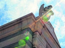 Magnas piezas. Las esculturas en mármol que embellecen el Panteón de Mezquitán son obra de este magnífico artista. EL INFORMADOR / E. Barrera