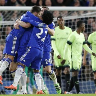 Chelsea aplasta al City y Tottenham queda fuera de FA Cup