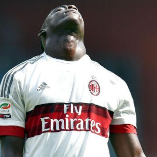 Berlusconi causa controversia por comentario sobre Balotelli