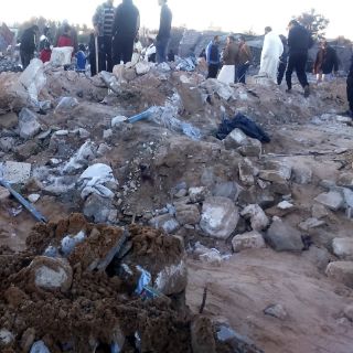 Túnez extiende un mes más el estado de emergencia