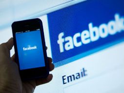 Facebook está por encima de redes como YouTube, Instagram y Twitter, con 320 millones de seguidores. AFP / ARCHIVO