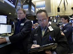 Los operadores apostaron por las compras impulsados por un fuerte rebote del precio del petróleo en los mercados internacionales. AP / R. Drew