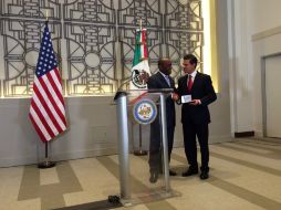 El alcalde Houston, Sylvester Turner y el Presidente de México, Enrique Peña Nieto. TWITTER / @SylvesterTurner