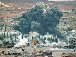 Una explosión en Kobani, por un ataque de la coalición liderada por EU. AFP /