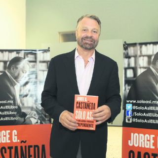 Candidaturas independientes 'oxigenan' a la política: Castañeda