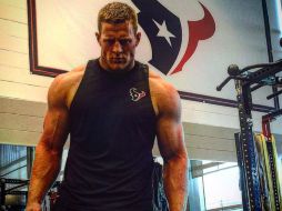 Al principio estaba frustrado, confiesa el jugador. TWITTER / @jjwatt