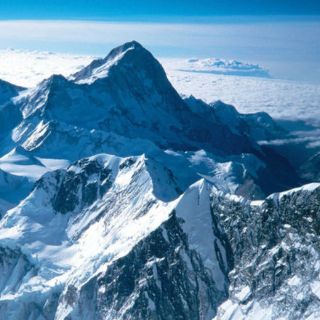 Desaparece una avioneta en el Himalaya nepalí