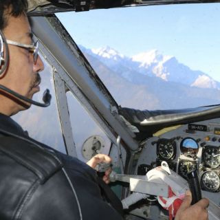 Encuentran los restos de la avioneta desaparecida en Nepal