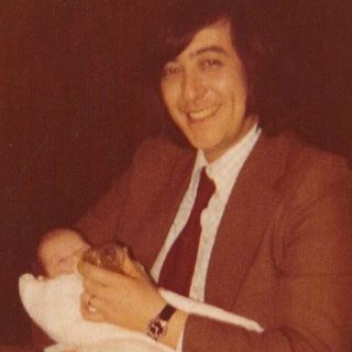 Muere el padre de Bárbara Mori