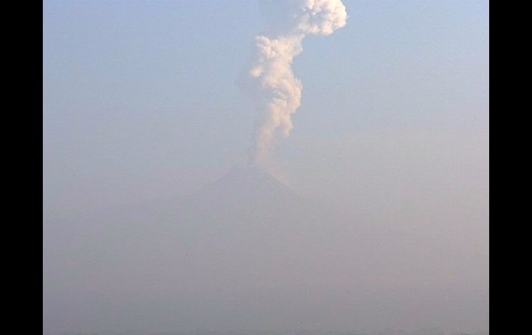 El coordinador nacional de Protección Civil informó sobre la exhalación en su Twitter. TWITTER / @LUISFELIPE_P