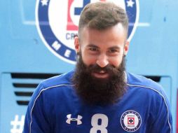 El jugador del Cruz Azul declaró: 'Cinco meses y 19 días después, alta médica. Sufrimiento, paciencia y ahora viene lo bueno'. NTX / ARCHIVO