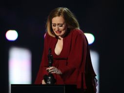 Adele, entre lágrimas, agradeció a sus seguidores por acompañarla durante todos estos años. AP / J. Ryan