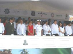 Astudillo estuvo durante el abanderamiento que hizo Peña Nieto en Guerrero. TWITTER / @HectorAstudillo