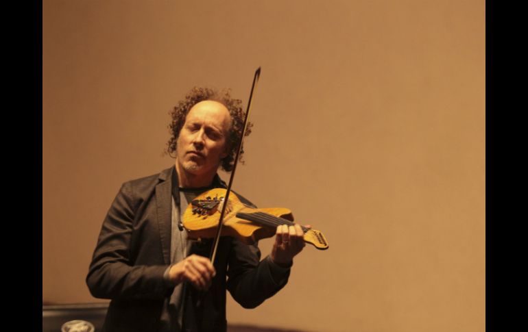 El repertorio de Silverman fueron sonidos inspirados en la música brasileña, en el rock de antaño y sus inicios. EL INFORMADOR / F. Atilano