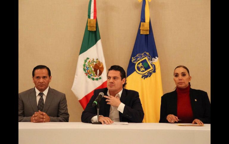 Tras una reunión en Casa Jalisco con María Elena Limón y Almaguer, Aristóteles afirmó que apoyarán a Tlaquepaque. TWITTER / @AristotelesSD