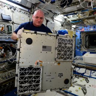 Astronauta volverá a la Tierra luego de casi un año en órbita