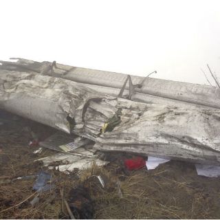 Se estrella avioneta en Nepal con 11 pasajeros a bordo