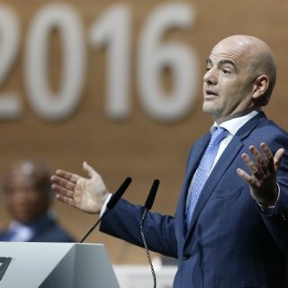 Sin mayoría, primera ronda de elección en FIFA