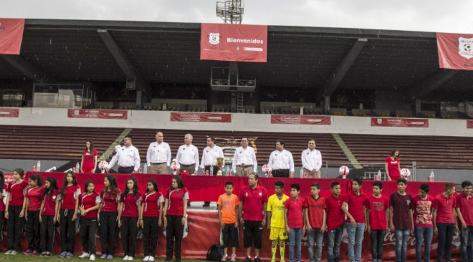 La inauguración se realizó este viernes en el Estadio Tres de Marzo de la Universidad Autónoma de Guadalajara. EL INFORMADOR / R. Tamayo
