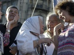 Juana Meller fue una de las primeras integrantes de la Asociación Madres de Plaza de Mayo. AFP / ARCHIVO