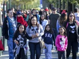 Durante vacaciones han dejado de vender boletos porque hay demasiadas personas en el parque. AP / ARCHIVO