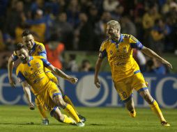 Los Universitarios llegaron a 14 unidades mientras que las Águilas se quedaron con 12 puntos. AFP / J. C. Aguilar
