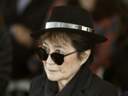 Yoko Ono agradeció en Twitter por el apoyo y los buenos deseos de recuperación. AP / ARCHIVO