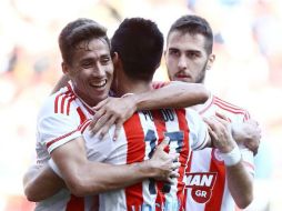 Celebran una nueva corona luego de haber caído en Europa League. TWITTER / @olympiacos_org