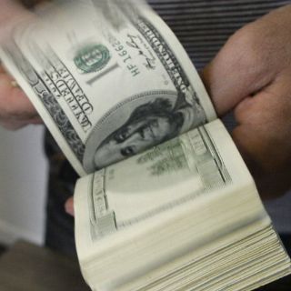 Dólar abre en 18.43 pesos, presentando baja en apertura
