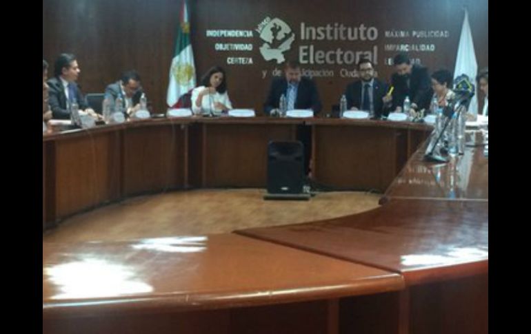 Durante la sesión también se aprobó, por unanimidad, el primer periodo vacacional para el personal del IEPC. TWITTER / @iepcjalisco