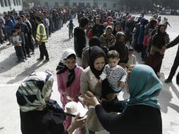 El ministro de Interior canadiense había dicho que se pretendía traer entre 35 mil y 50 mil refugiados sirios a finales del año. EFE / Y. Kolesidis