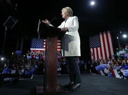 La ex primera dama advierte que no van a dejar triunfar a los de la retórica que trata de dividir a Estados Unidos. AP / G. Herbert