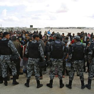 Mueren siete terroristas y un policía en operativo en Jordania