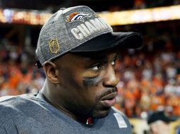 Los Broncos decidieron dejar libre a Vernon Davis. TWITTER / @VernonDavis85