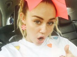 Cyrus incluso escribió en la publicación que si Trump se hace presidente de EU, ella dejará el país. INSTAGRAM / @mileycyrus