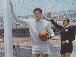 Sus grandes actuaciones bajo el arco del Guadalajara llevaron a “Nacho” Calderón a cumplir el sueño olímpico. ESPECIAL /