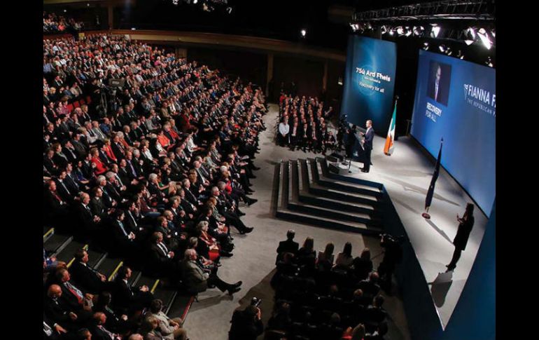 Los dos partidos mantendrán hoy encuentros por separado con sus nuevos diputados. ESPECIAL /