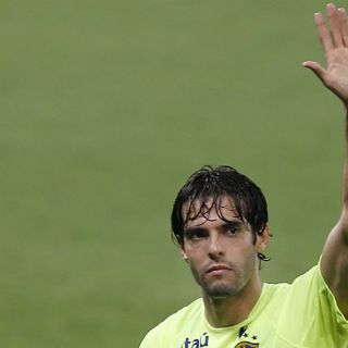 Dunga vuelve a convocar a Kaká y llama a Coutinho