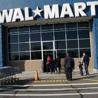 Wal-Mart reporta su mejor febrero en una década