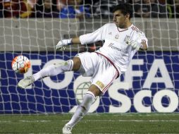 El año pasado los dos clásicos ligueros se efectuaron en el Universitario con triunfos de Tigres. AP / ARCHIVO