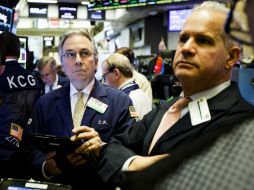 El dato no fue tan fuerte como para que Fed eleve tasas de interés. EFE / J. Lane