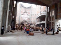 Rogaron a Dios por el eterno descanso de los difuntos y la recuperación de los heridos. SUN / ESPECIAL