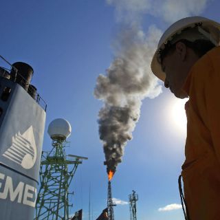 Autorizan ajustes a estructura orgánica de Pemex