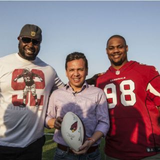 Cardenales de Arizona de Guadalajara recibe a jugadores de la NFL