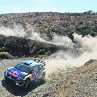 Latvala no suelta el liderato