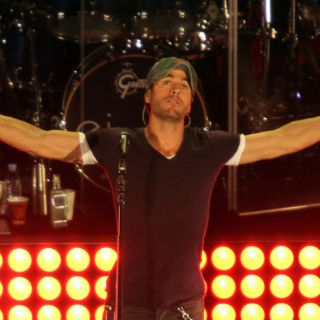 Enrique Iglesias seduce con su gira 'Sex and Love'